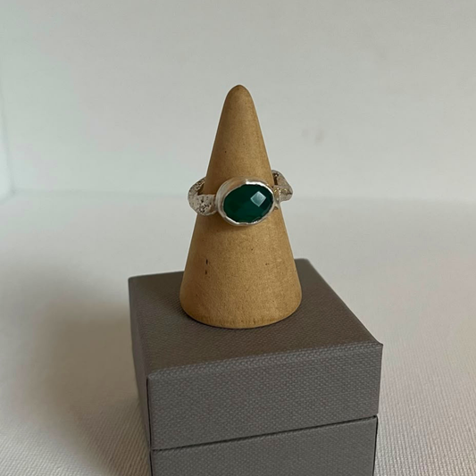 Sarah Drew Silver Ring - Small Faceted Agate