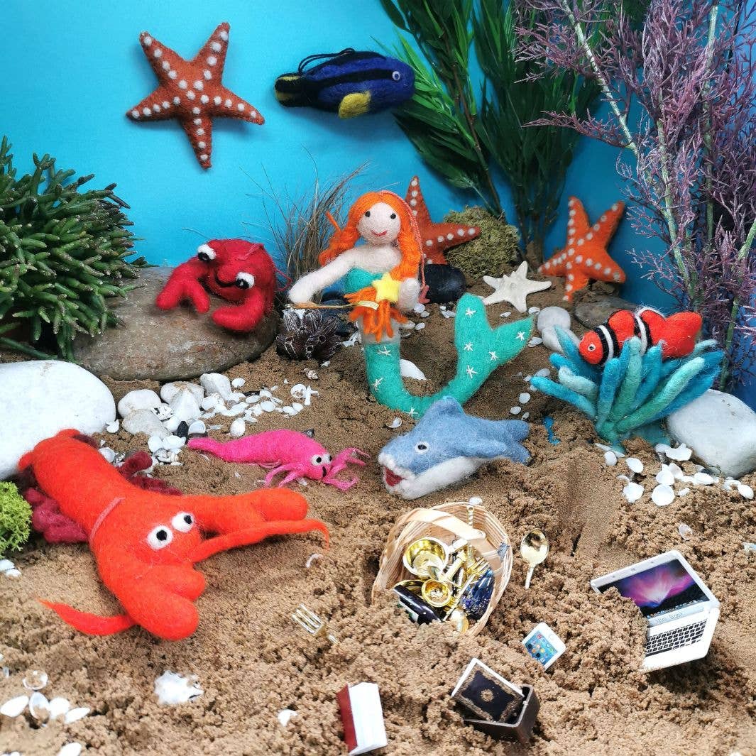 Felt So Good Magical Mermaids Hanging Decorations: Oceania (Green)