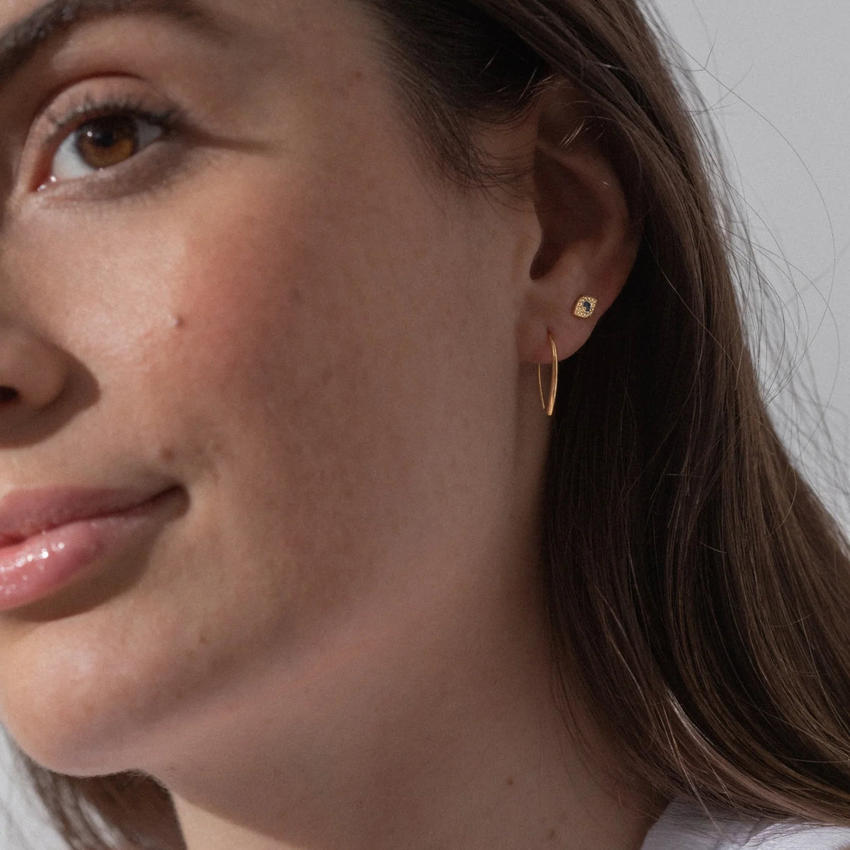 One & Eight Mini Maya Earrings - Gold