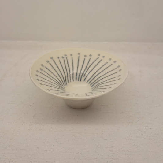 Sarah Cooling Splayed Sun Vessel - Symbiosis