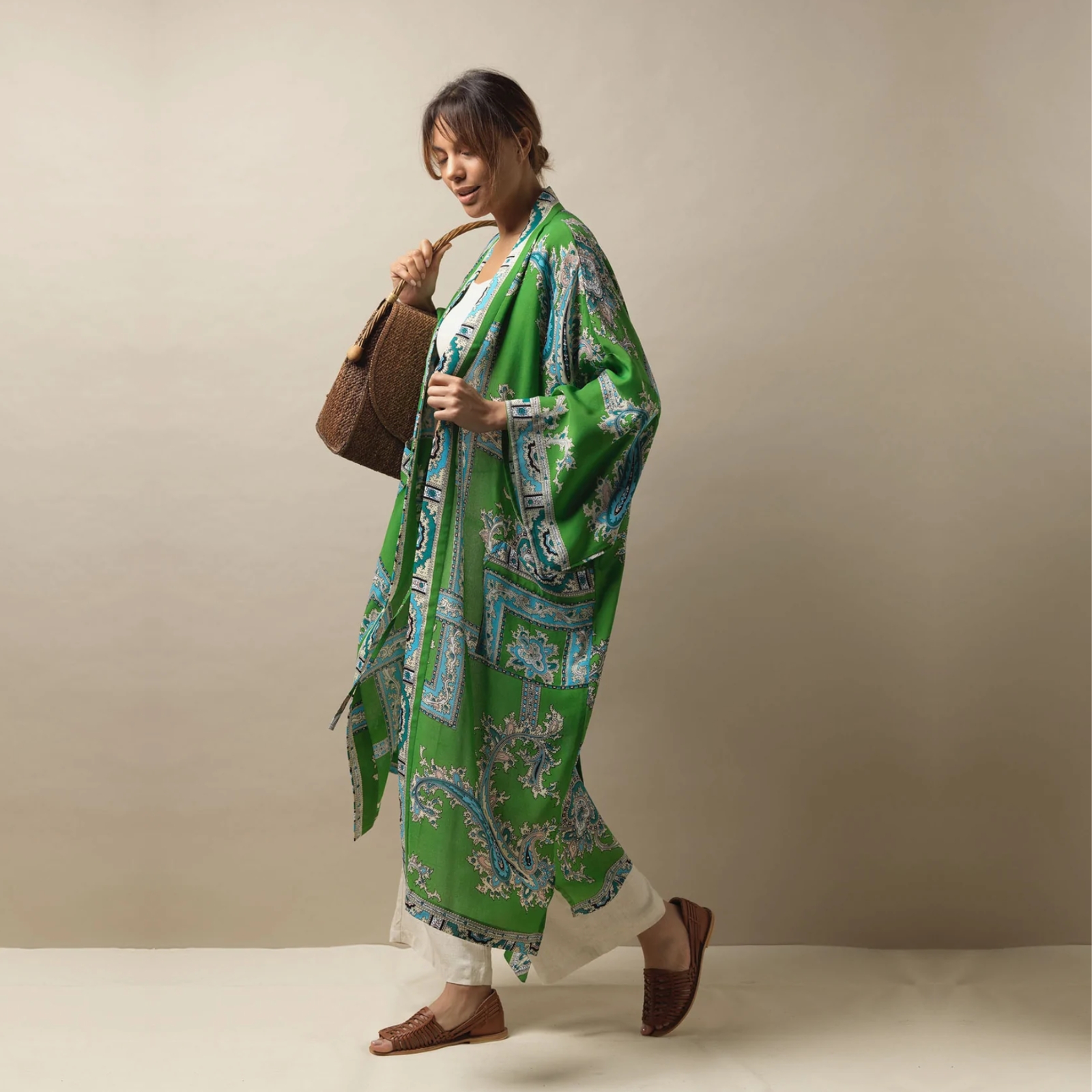 satellit dobbelt portugisisk Crepe Long Kimono - Handkerchief Green - Illustrated Living
